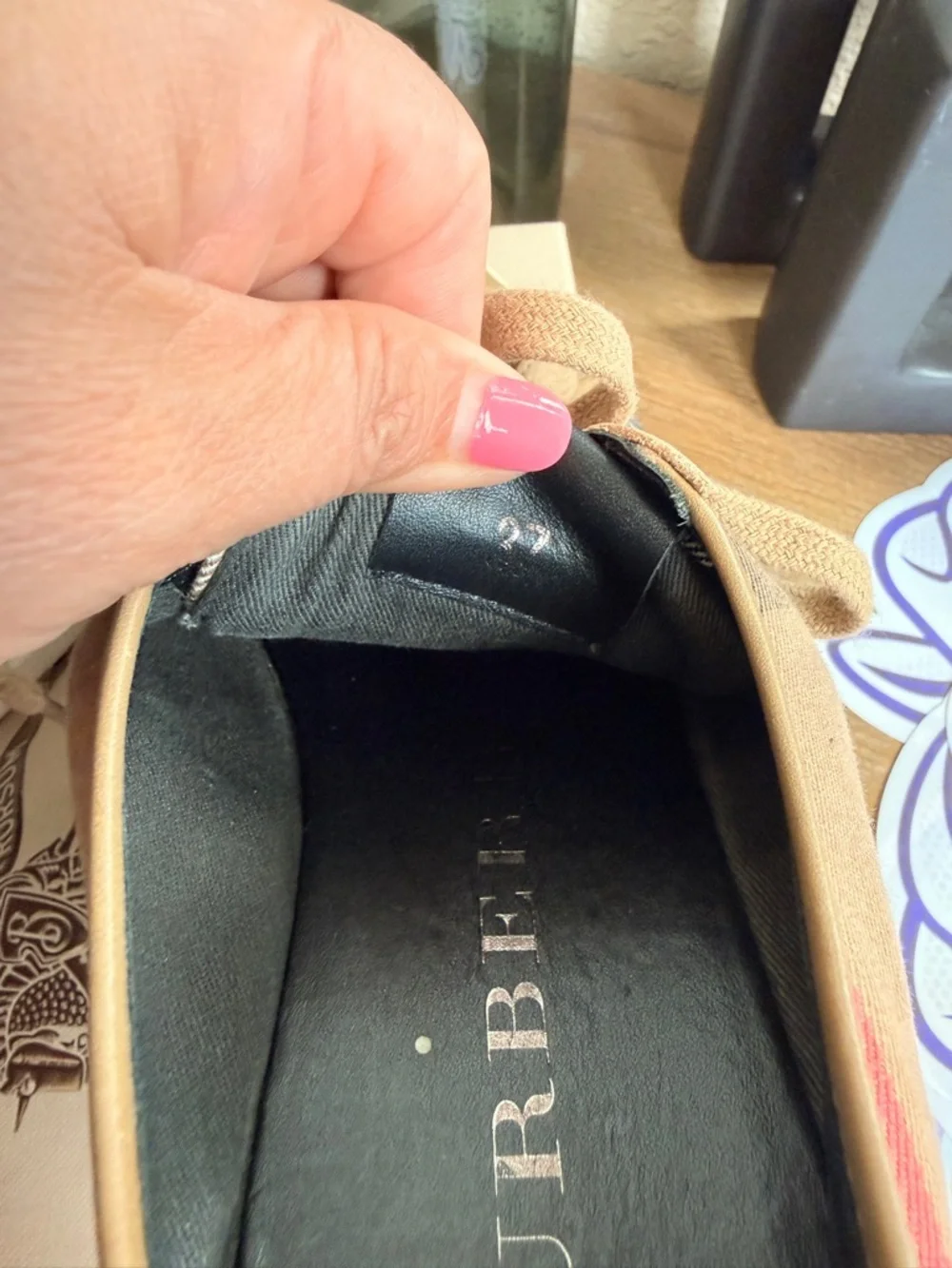 Burberry Tan Plaid Low-Top Sneakers - Picture 4 of 8